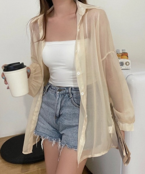 yuue' ( wear )(ユーイ)の「オーバーサイズシアーシャツ/冷房対策/日焼け対策(シャツ/ブラウス・レディース・チャコールグレー/ブラック/ピンク/アイボリー/ホワイト・FREE)」の2枚目の写真