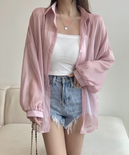 yuue' ( wear )(ユーイ)の「オーバーサイズシアーシャツ/冷房対策/日焼け対策(シャツ/ブラウス・レディース・チャコールグレー/ブラック/ピンク/アイボリー/ホワイト・FREE)」の8枚目の写真