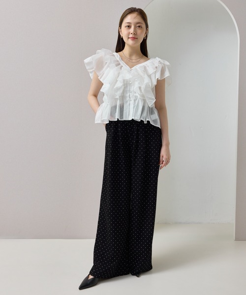 en CAnAF(エンカナフ)の「【視線を惹きつける華やかさ】シアーフリルカラーブラウス(シャツ/ブラウス・レディース・ブラウン/ブルー/オフホワイト/ブラック・フリー)」の9枚目の写真