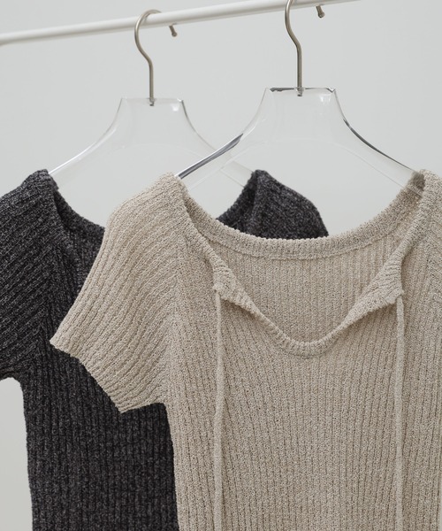 select MOCA(セレクトモカ)の「フロントデザインコンパクトリブニット(ニット/セーター・レディース・ベージュ/ブラック・FREE)」の14枚目の写真