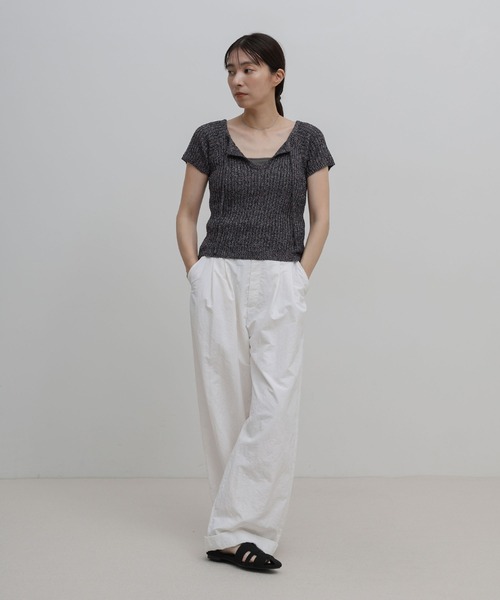 select MOCA(セレクトモカ)の「フロントデザインコンパクトリブニット(ニット/セーター・レディース・ベージュ/ブラック・FREE)」の4枚目の写真
