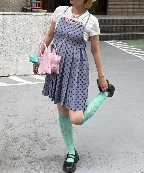 HELLO.SANFRANCISCO(ハローサンフランシスコ)の「【HELLO.SANFRANCISCO/ハローサンフランシスコ】スタースタッズショルダーバッグ(トートバッグ・レディース・グリーン/ピンク・ONE SIZE)」の4枚目の写真
