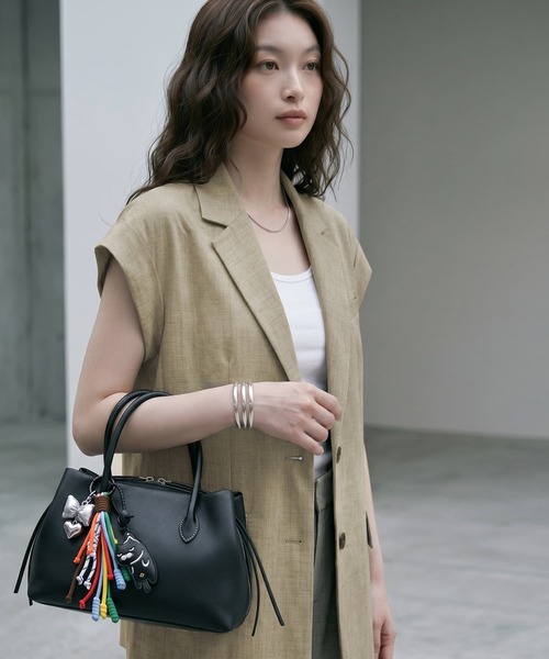 STYLE DELI(スタイルデリ)の「【BLK001】リネンライクテーラードジャケット(ベスト・レディース・グレイッシュベージュ/ブラック・FREE)」の22枚目の写真