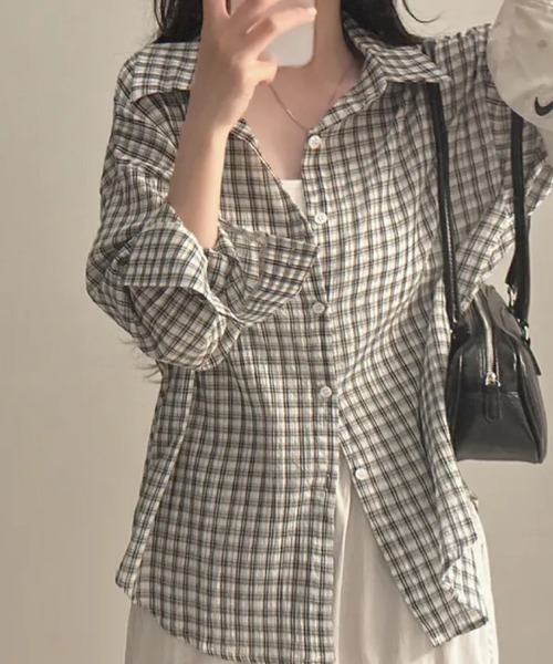 2ly2（トゥーリートゥー）の「軽やかに羽織れる！ゆったりチェック柄シャツ（シャツ/ブラウス・レディース・ピンク/ブラック/ホワイト・FREE）」の19枚目の写真