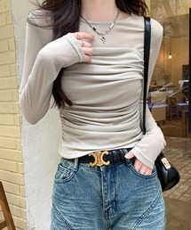 透け感が魅力♪上品セクシーなシアートップス