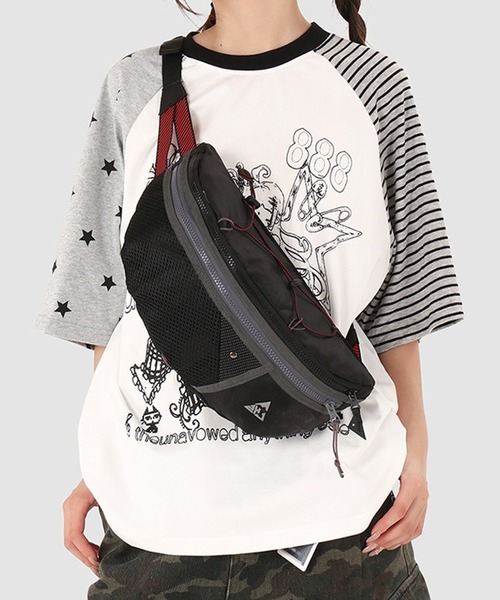 WESTBOY（ウエストボーイ）の「Y2K ユニセックス メッシュ×ドローコード ボディバッグ WO26W2BG14（ショルダーバッグ・メンズ・グレー/ブラック・FREE）」の3枚目の写真