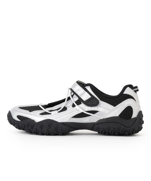 FILA(フィラ)の「FILA ECHAPPE VC v2 / フィラエシャッペブイシーブイ2(スニーカー・レディース・ブラック×シルバー・23.0cm/23.5cm/24.0cm/24.5cm/25.0cm/25.5cm/26.0cm)」の4枚目の写真