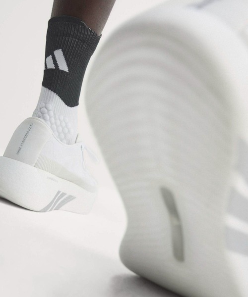 adidas(アディダス)の「ハイパーブースト エッジ ランニング / HYPERBOOST EDGE Running / ランニングシューズ / アディダス adidas(スニーカー・メンズ・ホワイト×シルバー・24.5cm/25.0cm/25.5cm/26.0cm/26.5cm/27.0cm/27.5cm/28.0cm/28.5cm/29.0cm)」の15枚目の写真