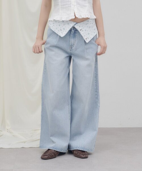DISCOAT(ディスコート)の「【umm./AW先行予約】ウエスト折り返しワイドデニムパンツ(その他パンツ・レディース・サックスブルー・SMALL/MEDIUM)」の2枚目の写真