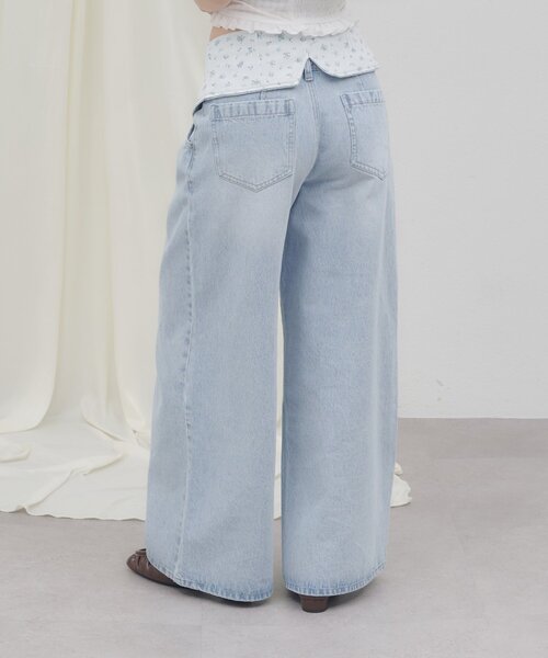 DISCOAT(ディスコート)の「【umm./AW先行予約】ウエスト折り返しワイドデニムパンツ(その他パンツ・レディース・サックスブルー・SMALL/MEDIUM)」の4枚目の写真