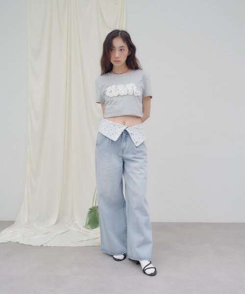 DISCOAT(ディスコート)の「【umm./AW先行予約】ウエスト折り返しワイドデニムパンツ(その他パンツ・レディース・サックスブルー・SMALL/MEDIUM)」の7枚目の写真