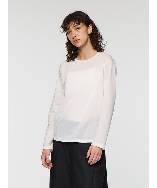 mizuiroind(ミズイロインド)の「mizuiro ind トリコットロングスリーブクルーネックTシャツ(Tシャツ/カットソー・レディース・ベージュ/アイボリー/オフホワイト/チャコールグレー/ブラック・FREE)」の1枚目の写真