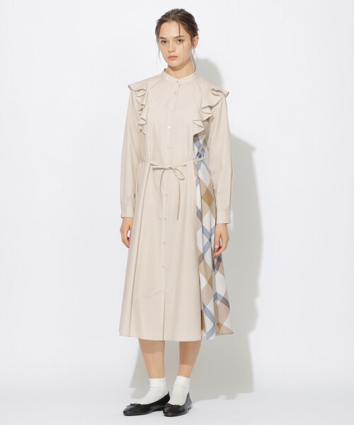 CB CRESTBRIDGE（シービークレストブリッジ）の「ラッフルシャツワンピース（ワンピース・レディース・ダークネイビー/ベージュ/レッド系その他4・M/S）」の2枚目の写真