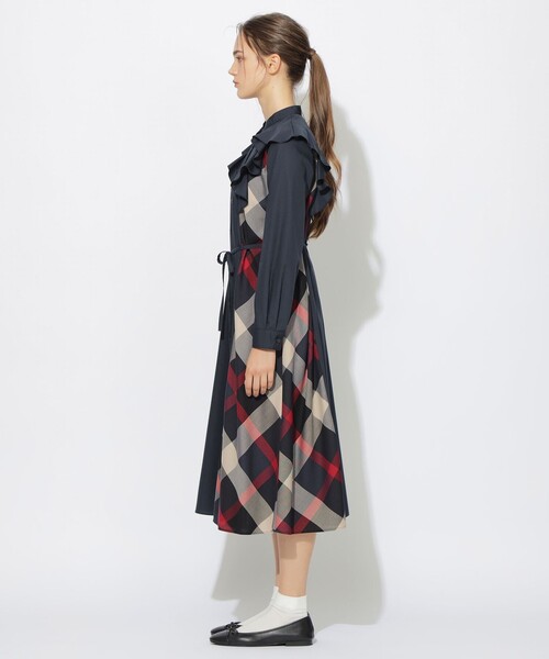 CB CRESTBRIDGE（シービークレストブリッジ）の「ラッフルシャツワンピース（ワンピース・レディース・ダークネイビー/ベージュ/レッド系その他4・M/S）」の17枚目の写真
