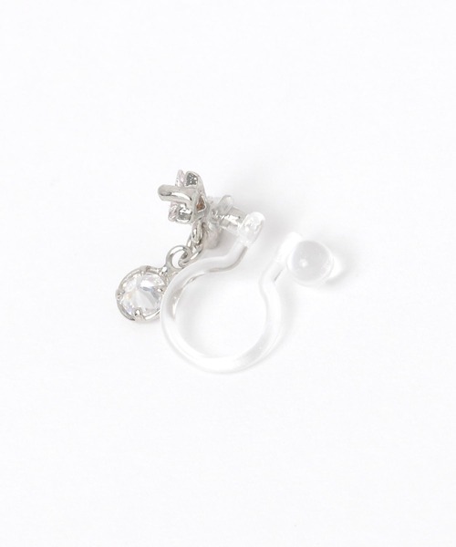 LAKOLE(ラコレ)の「フルビジューリボンノンホールピアス / 1051739(ピアス(両耳用)・レディース・その他1/その他2・FREE)」の3枚目の写真