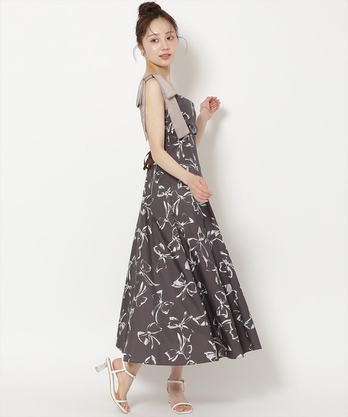 WILLSELECTION(ウィルセレクション)の「リボンプリントアシメショルダーキャミワンピース(ワンピース・レディース・ブラウン/ピンク・FREE)」の4枚目の写真