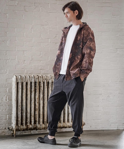CAMBIO(カンビオ)の「mpa4205- Art Graphic Zip Hoodie ジップパーカー(CAM26AW-014)(パーカー・メンズ・ブラック系その他/ブラウン系その他/オレンジ系その他・S/M/L)」の7枚目の写真