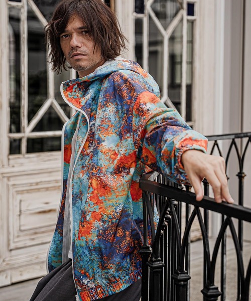 CAMBIO(カンビオ)の「mpa4205- Art Graphic Zip Hoodie ジップパーカー(CAM26AW-014)(パーカー・メンズ・ブラック系その他/ブラウン系その他/オレンジ系その他・S/M/L)」の11枚目の写真
