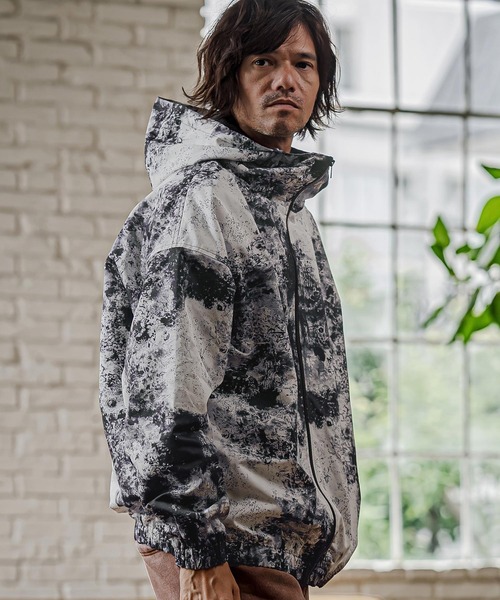 CAMBIO(カンビオ)の「mpa4205- Art Graphic Zip Hoodie ジップパーカー(CAM26AW-014)(パーカー・メンズ・ブラック系その他/ブラウン系その他/オレンジ系その他・S/M/L)」の17枚目の写真