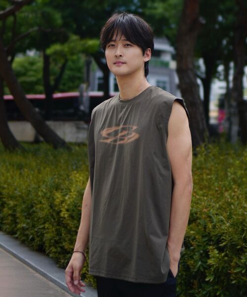 CARGOBROS（カーゴブロス）の「ヴィンテージサークルロゴドライフィットスリーブレス（カーキ）（Tシャツ/カットソー・メンズ・その他・X-LARGE/2XL）」の7枚目の写真