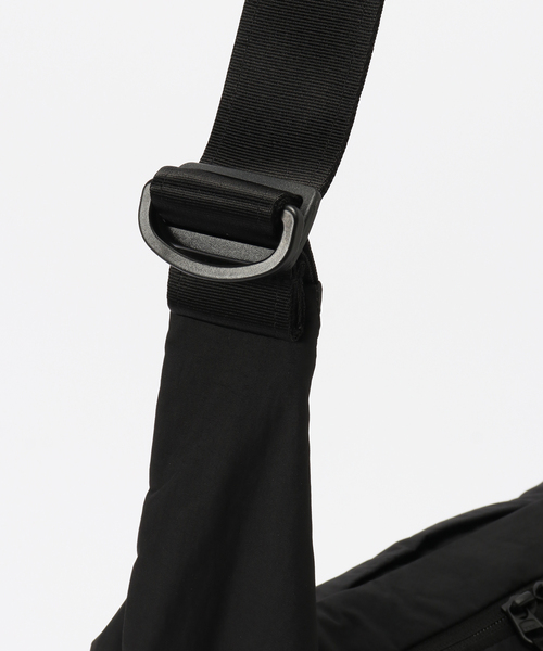 JOURNAL STANDARD relume(ジャーナルスタンダード レリューム)の「【THE NORTH FACE/ ザノースフェイス】 Ficus Shoulder(クラッチバッグ・レディース・ブラック・FREE)」の14枚目の写真
