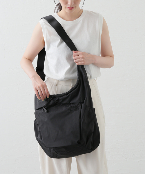 JOURNAL STANDARD relume(ジャーナルスタンダード レリューム)の「【THE NORTH FACE/ ザノースフェイス】 Ficus Shoulder(クラッチバッグ・レディース・ブラック・FREE)」の17枚目の写真