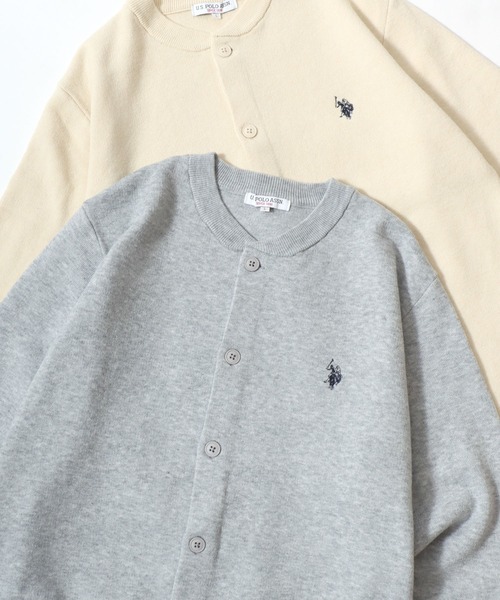 U.S. POLO ASSN.（ユーエスポロアッスン）の「U.S. POLO ASSN./ユーエスポロアッスン ミドルゲージニット ロゴ ワンポイント刺繍 カーディガン/レディース メンズ（カーディガン/ボレロ・メンズ・グレー/ネイビー/アイボリー/モカ/ブラック・M/L/LL）」の3枚目の写真