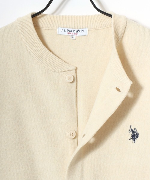 U.S. POLO ASSN.（ユーエスポロアッスン）の「U.S. POLO ASSN./ユーエスポロアッスン ミドルゲージニット ロゴ ワンポイント刺繍 カーディガン/レディース メンズ（カーディガン/ボレロ・メンズ・グレー/ネイビー/アイボリー/モカ/ブラック・M/L/LL）」の16枚目の写真