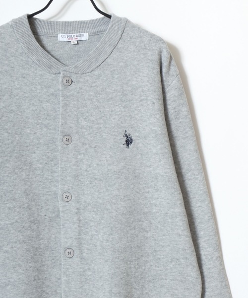U.S. POLO ASSN.（ユーエスポロアッスン）の「U.S. POLO ASSN./ユーエスポロアッスン ミドルゲージニット ロゴ ワンポイント刺繍 カーディガン/レディース メンズ（カーディガン/ボレロ・メンズ・グレー/ネイビー/アイボリー/モカ/ブラック・M/L/LL）」の8枚目の写真