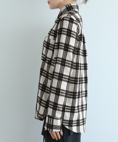 STYLE DELI(スタイルデリ)の「コントラストチェック柄シャツ(シャツ/ブラウス・レディース・ブラックミックス・FREE)」の15枚目の写真