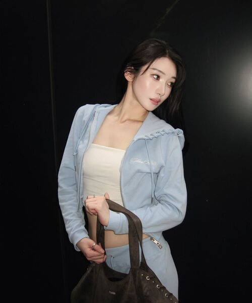 GILAARCHIVE（ギラアーカイブ）の「[X hieta] SIDE EYELET SIGNATURE LOGO SWEAT PANTS_SKY BLUE（スウェットパンツ・レディース・その他・FREE）」の7枚目の写真