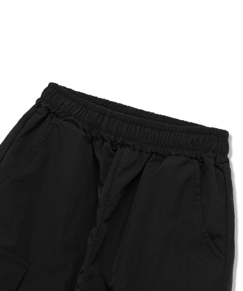 PIANER KIDS(ピアネールキッズ)の「ナイロンカーゴパラシュートパンツ(ブラック)(スウェットパンツ・レディース・ブラック・S(120-130cm)/M(130-140cm)/L(140-150cm)/XL(150-160㎝))」の9枚目の写真