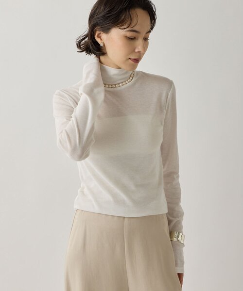 Whim Gazette(ウィムガゼット)の「コットン強撚フライスタートルネックプルオーバー(Tシャツ/カットソー・レディース・オフホワイト/グレー・FREE)」の3枚目の写真
