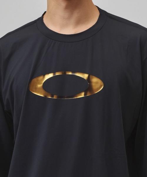 OAKLEY(オークリー)の「オークリー OAKLEY ENHANCE QD LS TEE BOLD EVO 5.7(Tシャツ/カットソー・メンズ・ブラック×ゴールド・M/LL/L/S)」の4枚目の写真
