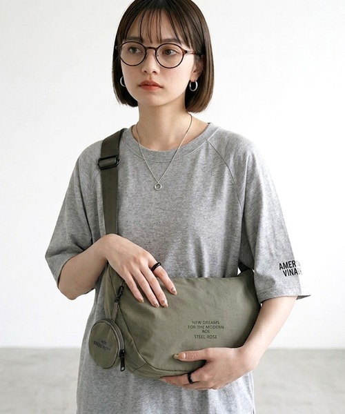 CRB(シーアールビー)の「ポーチ付ショルダーバッグ(ショルダーバッグ・レディース・ブラック/グレー/ベージュ・F)」の6枚目の写真