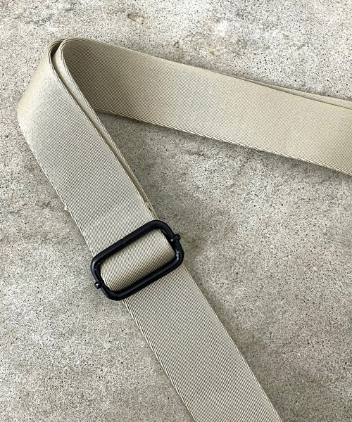 CRB(シーアールビー)の「ポーチ付ショルダーバッグ(ショルダーバッグ・レディース・ブラック/グレー/ベージュ・F)」の19枚目の写真