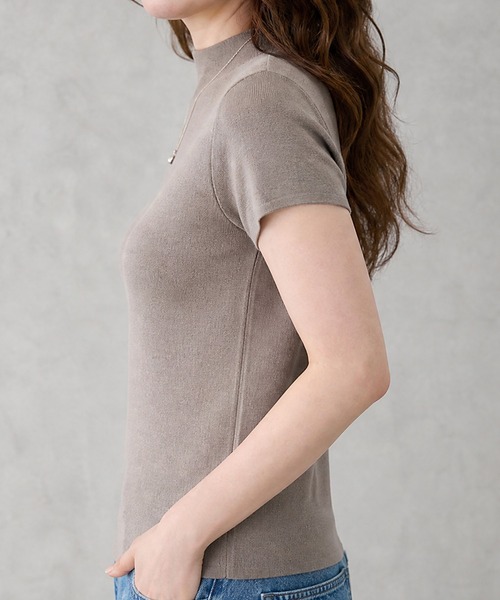 JOCOSA(ジョコサ)の「ウール混 モックネック ニットトップス(ニット/セーター・レディース・アイボリー/モカ/ダークグレー/ブラウン/カーキ/レッド/ブラック・FREE)」の11枚目の写真