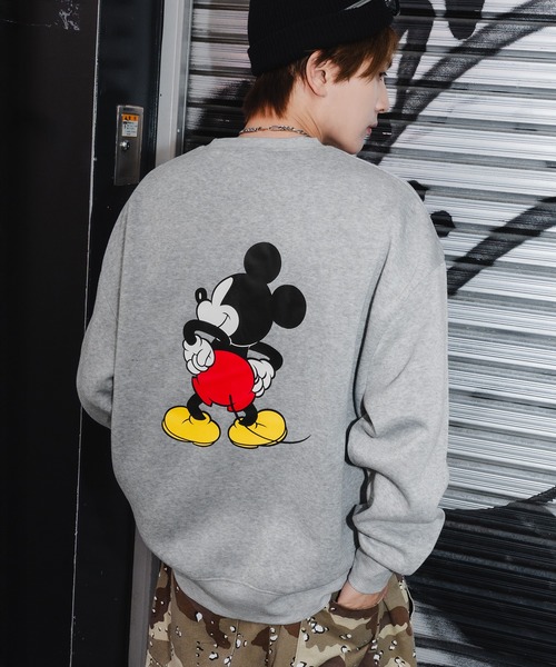 MICKEY MOUSE(ミッキーマウス)の「【MICKEY MOUSE】裏起毛 コットンタッチ ピリング防止加工 トレーナー(スウェット・メンズ・杢グレー/チャコール/グレイッシュベージュ/キャメル・LARGE/X-LARGE/MEDIUM)」の2枚目の写真