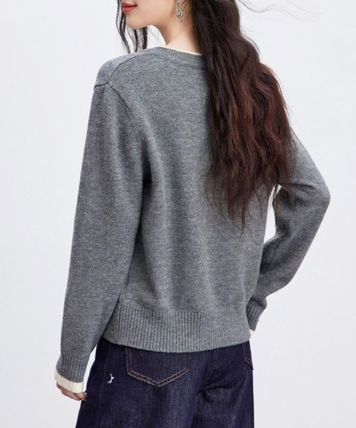 ReRe(リリ)の「ボーダーレイヤード風キーネック長袖ニットプルオーバー(ニット/セーター・レディース・グレー/ライトパープル・FREE)」の9枚目の写真