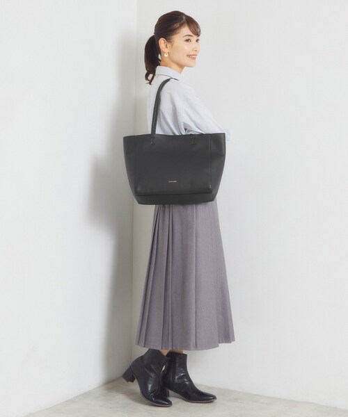 ITS'DEMO(イッツデモ)の「【肩かる】ライラA4トート(トートバッグ・レディース・ブラウン系/ナチュラル/ブラック/シルバー・00)」の8枚目の写真