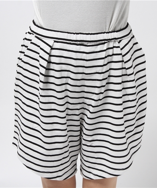 RODEO CROWNS WIDE BOWL（ロデオクラウンズワイドボウル）の「ONE TUCK SHORTS（その他パンツ・レディース・ホワイト系その他・SMALL/MEDIUM）」の5枚目の写真