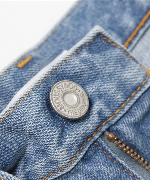 MOUSSY(マウジー)の「DENIM S/PT(デニムパンツ・レディース・ブルー/ライトブルー・1/0/2)」の14枚目の写真