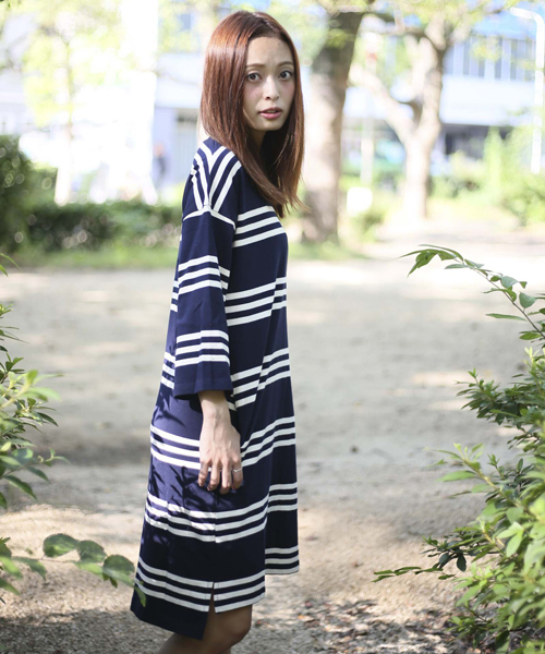 Denime(ドゥニーム)の「ボーダーカットワンピース(ワンピース・レディース・グレー/ネイビー/スミクロ・FREE)」の19枚目の写真