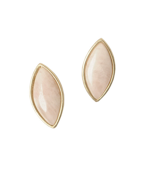 Eldia'lu（エルディアル）の「天然石マーブルアーモンドデザインピアス（ピアス（両耳用）・レディース・カーキ/ベージュ・ﾌﾘ-）」の10枚目の写真