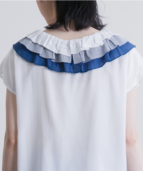 merlot plus(メルロープリュス)の「グラデティアードピエロ襟ブラウス2935(シャツ/ブラウス・レディース・ブルー/オレンジ・FREE)」の16枚目の写真