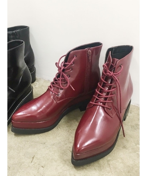 Evris エヴリス の ポインテッドトゥレースアップショートブーツ ブーツ Wear