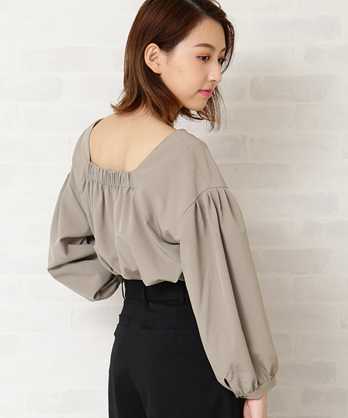 N.(N. Natural Beauty Basic)(エヌエヌナチュラルビューティーベーシック)の「バックギャザータックスリーブブラウス(シャツ/ブラウス・レディース・ブラック/グレー/ピンク・MEDIUM)」の1枚目の写真