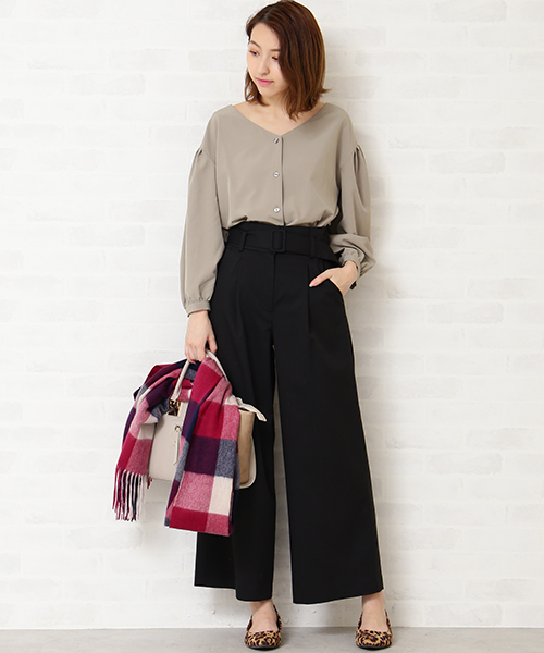 N.(N. Natural Beauty Basic)(エヌエヌナチュラルビューティーベーシック)の「バックギャザータックスリーブブラウス(シャツ/ブラウス・レディース・ブラック/グレー/ピンク・MEDIUM)」の21枚目の写真