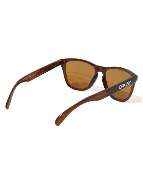 BEAMS BOY（ビームスボーイ）の「OAKLEY / “Frogskins” ポリッシュド（サングラス・レディース・ブラック/ダークブラウン・ONE SIZE）」の4枚目の写真