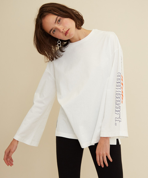 STUDIOUS（ステュディオス）の「【STUDIOUS】スリーブカットTEE（Tシャツ/カットソー・レディース・ネイビー/ホワイト・FREE）」の8枚目の写真
